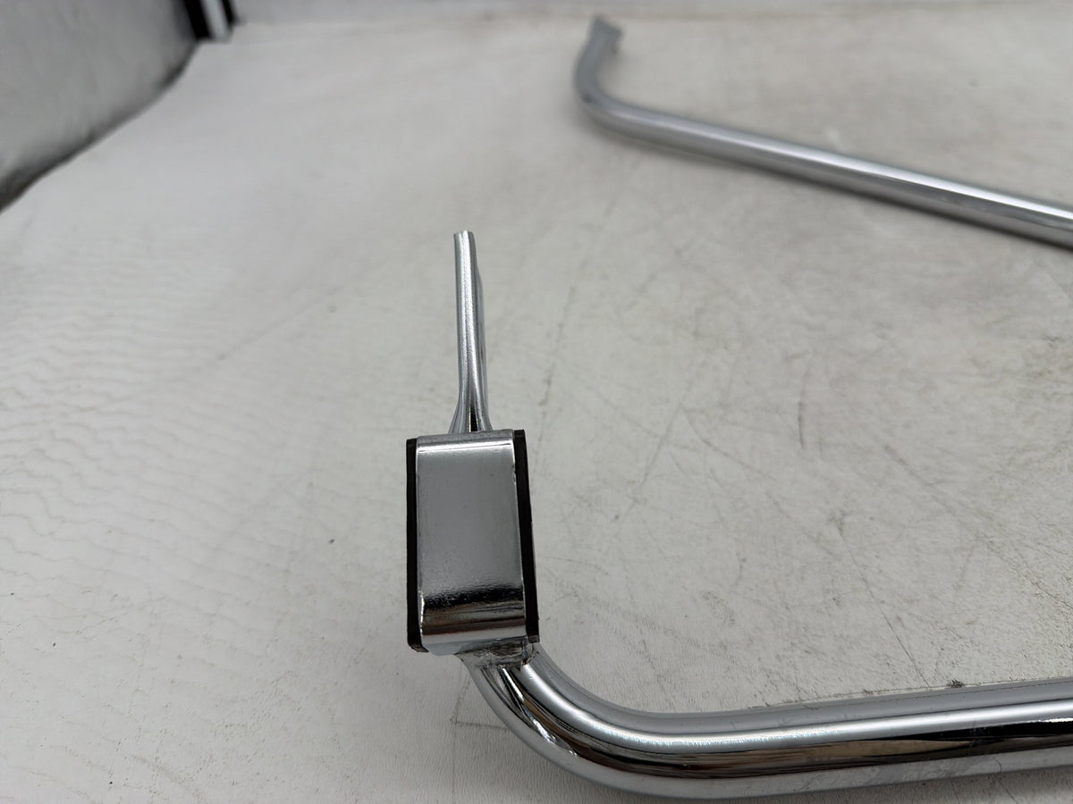 04 Harley Electra Glide CVO Eagle OEM Rear Left Right Saddlebag Guard Rails Bar