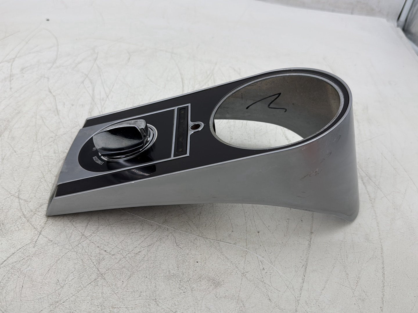 2011 Harley Softail FLSTFB Fat Boy OEM Fuel Gas Tank Dash Console NOKey