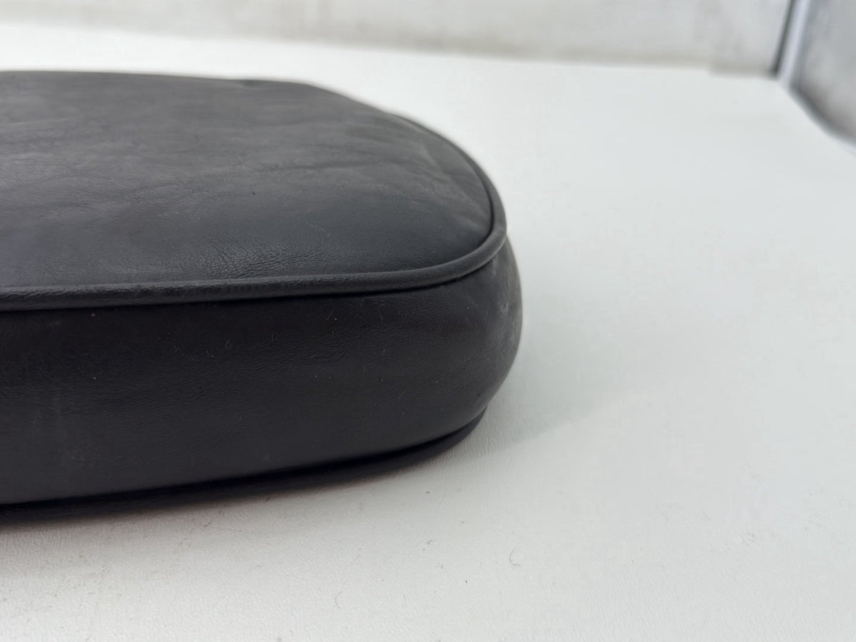 1991 Harley Heritage Softail Classic FLSTC OEM Rear Passenger Backrest Cushion Pad