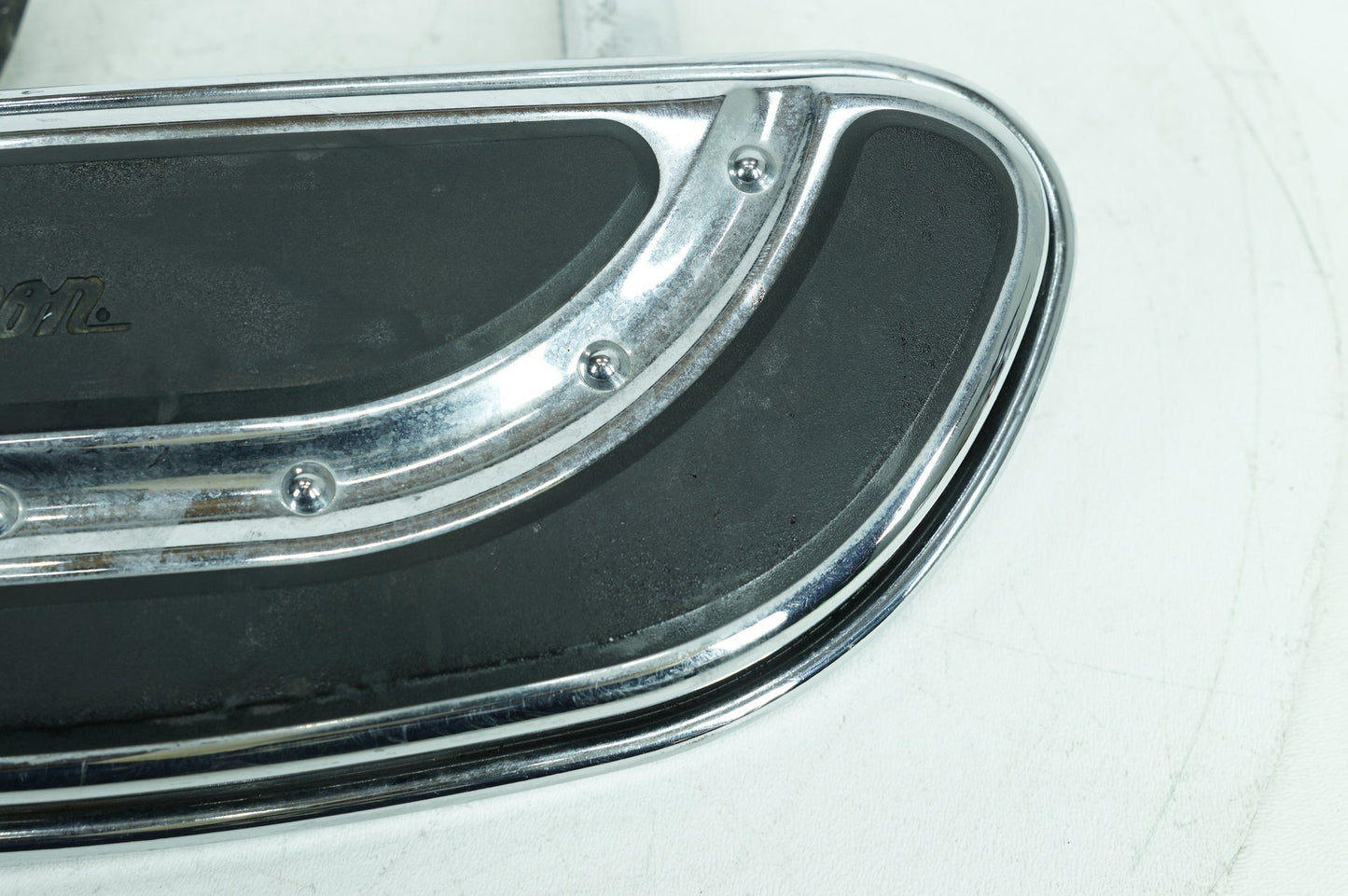 2007 - 2011 Harley-Davidson Touring Electra Screamin Eagle Right Driver 1 Floorboard Foot Rest 50816-07