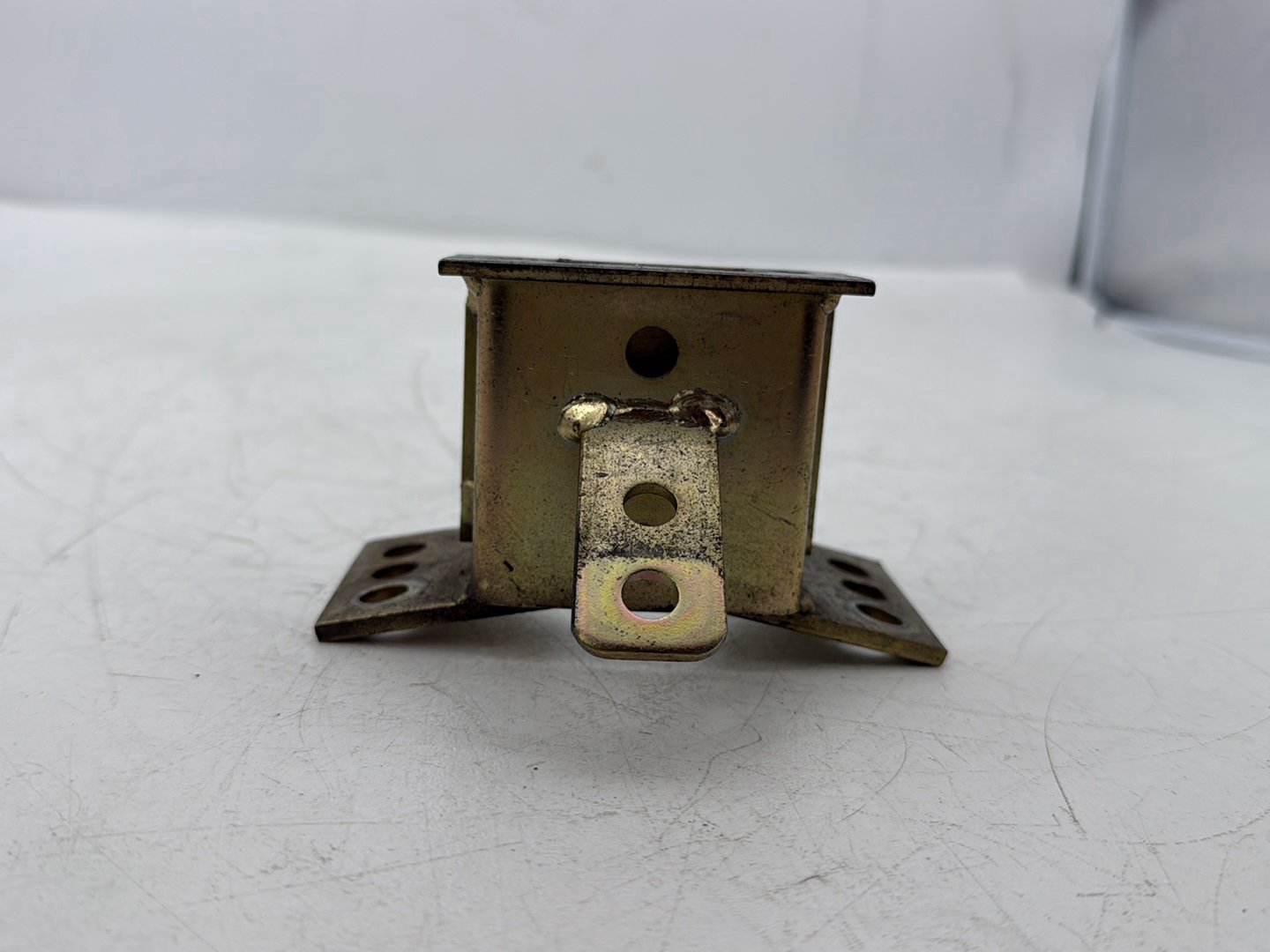 1995 Harley Touring Electra Glide OEM Front Driver Rider Backrest Bracket Mount