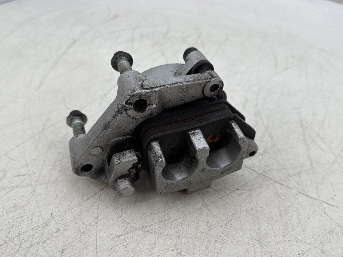 2004 Harley Sportster XL883C 883 Custom OEM Front Left 1 Brake Caliper 44121-04A