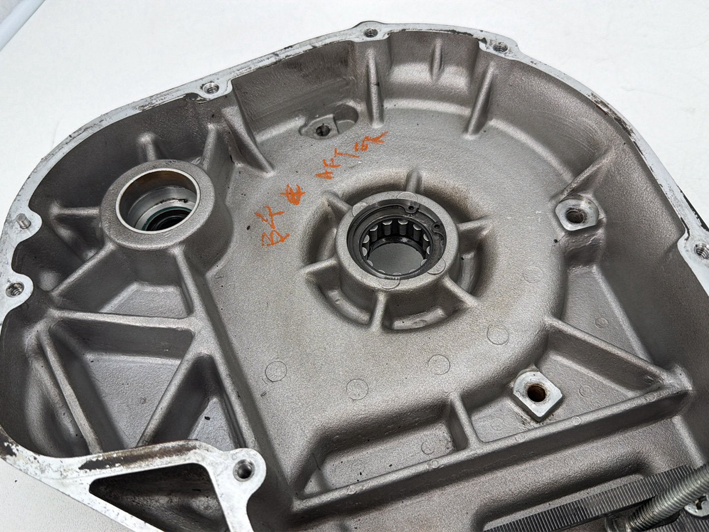 1984 - 1998 Harley-Davidson Touring Electra Glide Classic Inner Primary Clutch Cover 60677-99B