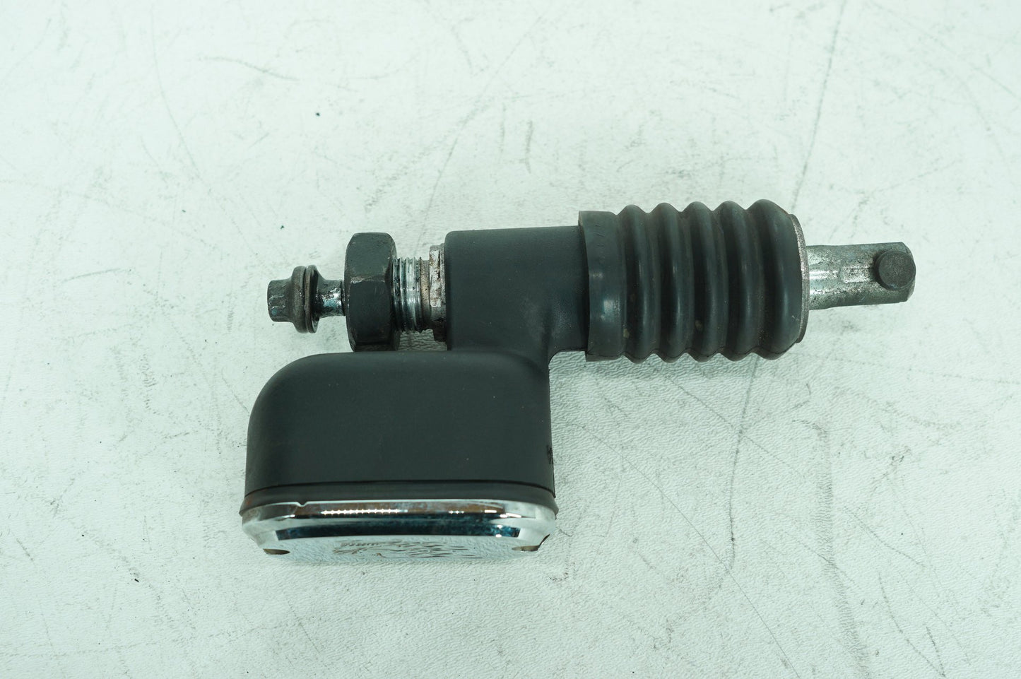 1999 - 2006 Harley-Davidson Touring Road Glide Rear Brake Master Cylinder Reservoir 41767-05A