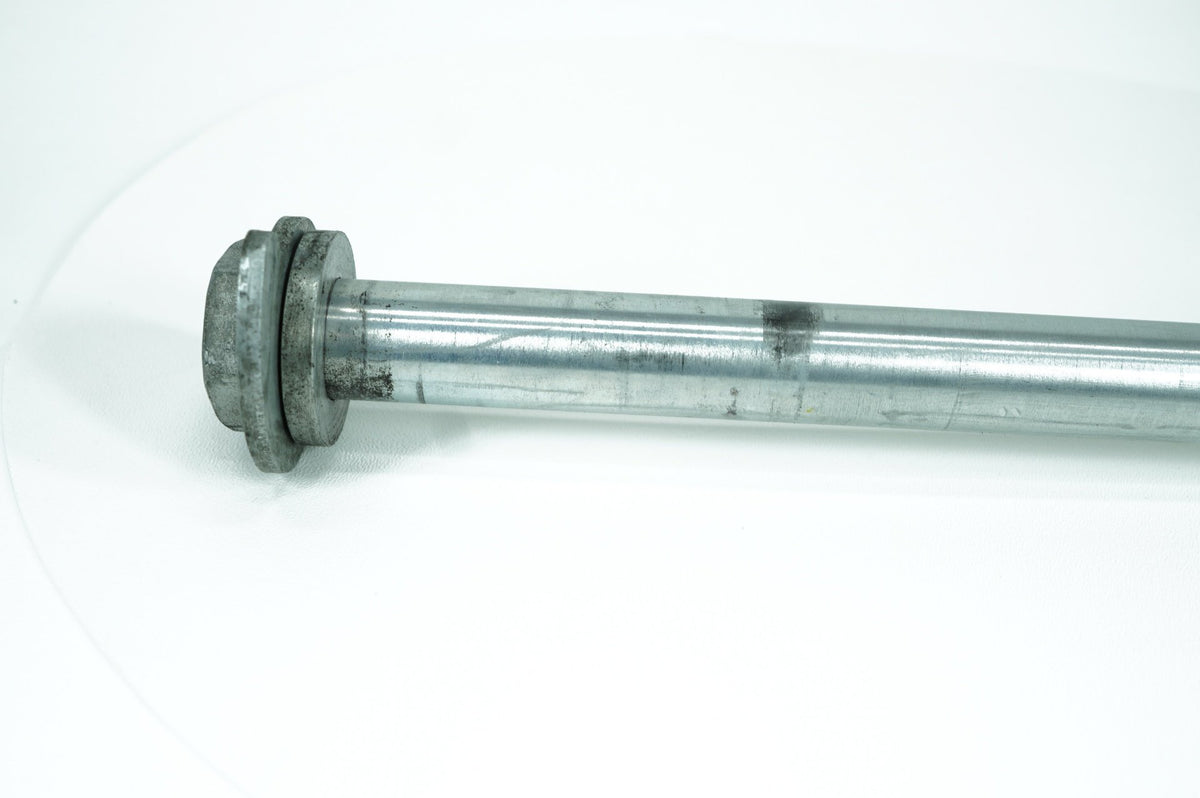 2007 - 2016 Harley-Davidson Touring CVO Electra Screamin Eagle Rear Wheel Axle Bolt Shaft 43000002
