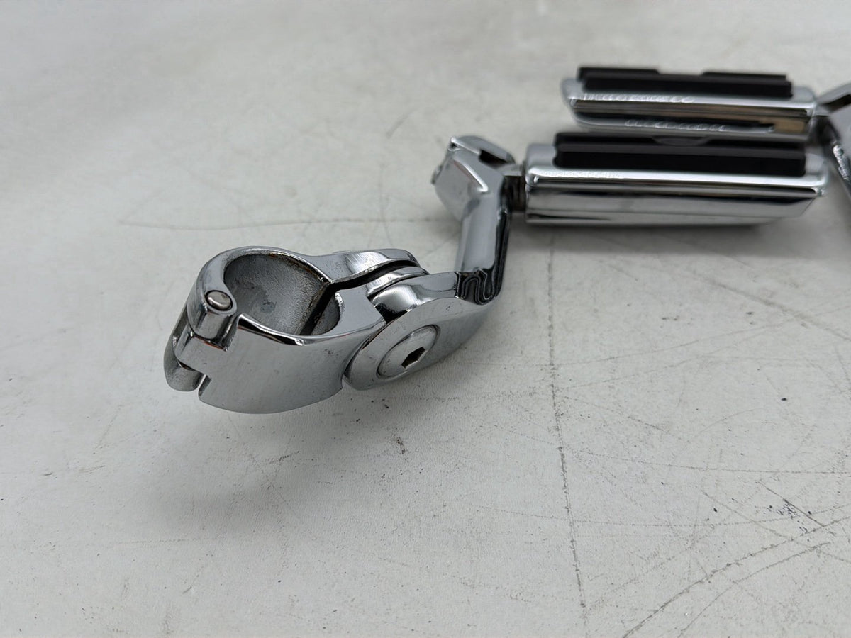 2007 Harley Electra Glide Touring Ultra OEM Front Right Left Highway Foot Pegs