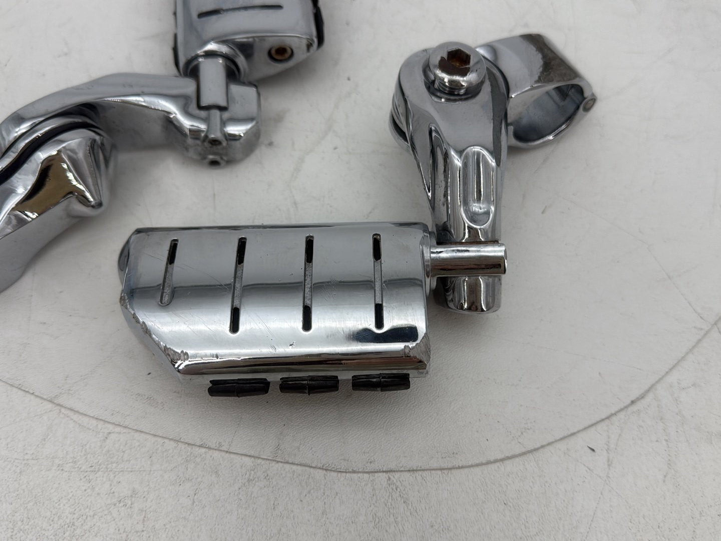 2007 - 2012 Harley-Davidson Touring Electra Glide Ultra Front Right Left Highway Foot Pegs KUR-4050