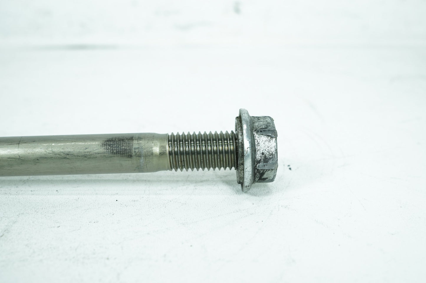2007 - 2017 Harley-Davidson Dyna Low Rider Rear Fork Swingarm Pivot Bolt Shaft 47641-06
