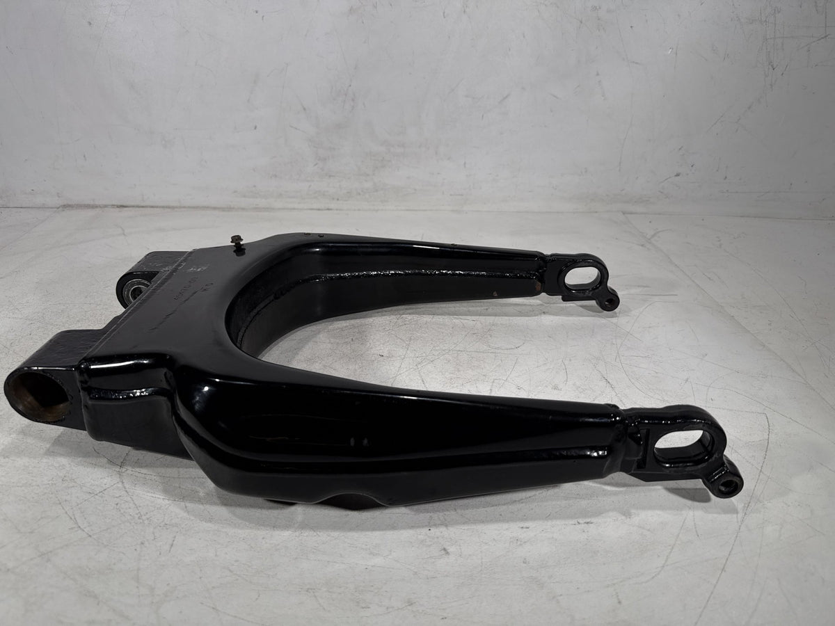 2011 Harley Electra Glide Touring Police OEM Rear Fork Swingarm Swing Arm