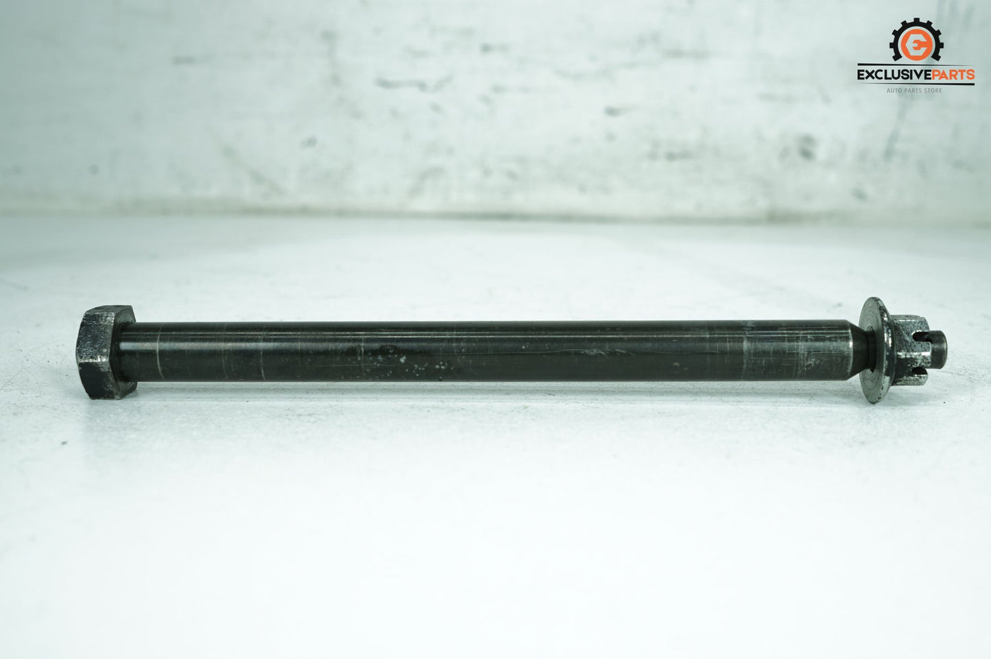 1986 - 1999 Harley-Davidson Dyna Convertible Rear Fork Swingarm Pivot Bolt Shaft 47817-90
