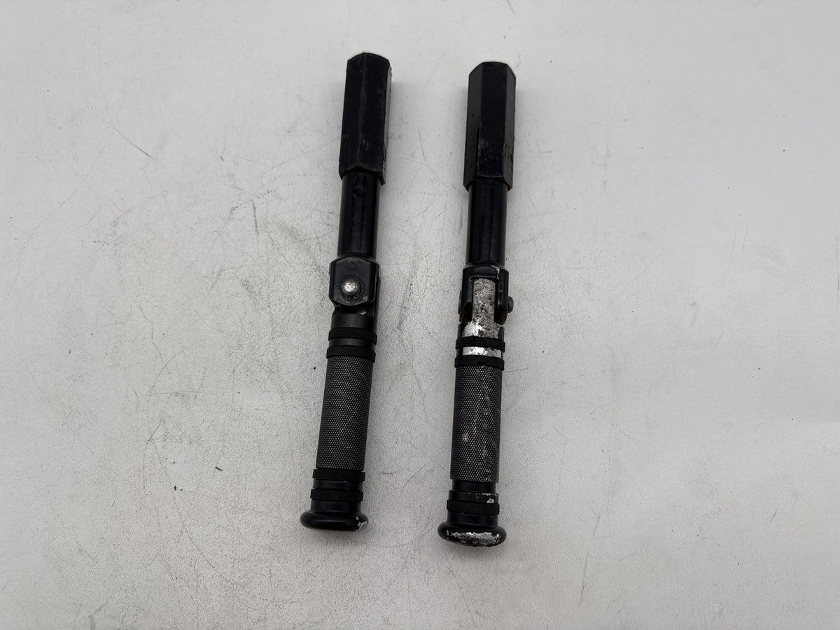 2008 Harley Softail Custom FXSTC OEM Passenger Left & Right Foot Pegs