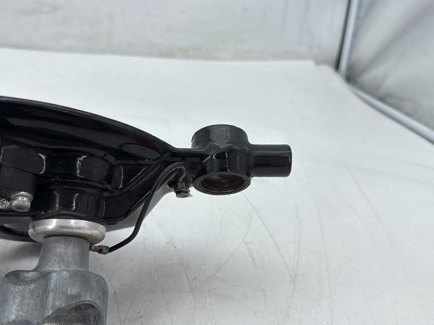 2010 Harley Street Glide Touring FLHX OEM Front Fork Upper Triple Tree Clamps