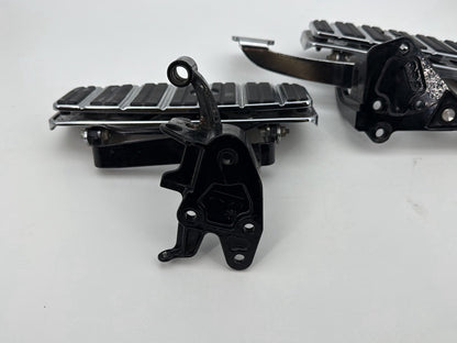 2007 Harley Softail Heritage Classic FLSTC OEM Left Right Driver Floorboard Foot Rest
