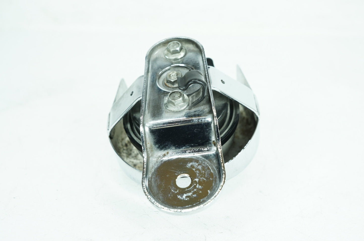 2007 - 2012 Harley-Davidson Softail Custom Horn Signal Klaxon Chrome Cover 69012-93A