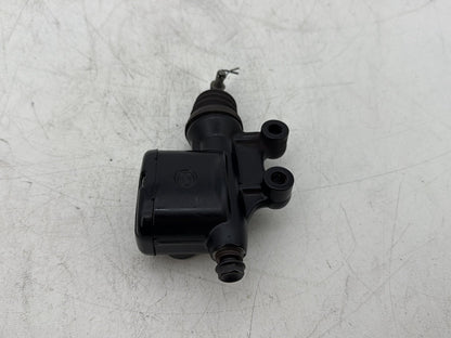 2014 Harley Street Glide Touring FLHXS OEM Rear Brake Master Cylinder Reservoir