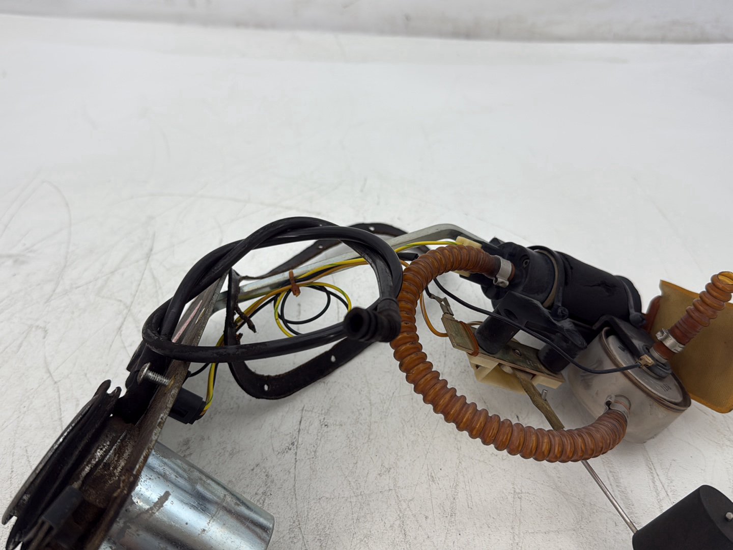 2000 Harley Touring Electra Glide Ultra Fuel Pump Gas Gasoline Petrol Sending