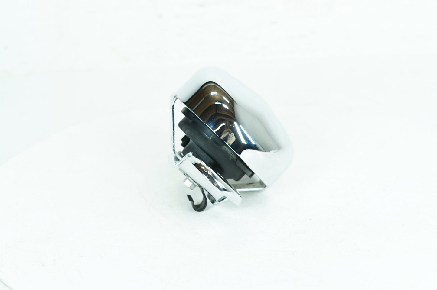 2007 - 2012 Harley-Davidson Touring Electra Glide Ultra Horn Signal Klaxon Chrome Cover  	69012-93A
