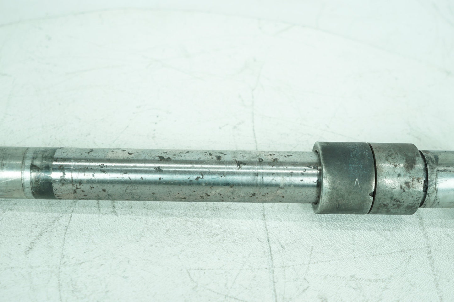 1999 - 2006 Harley-Davidson Touring Road Glide Front Wheel Axle Bolt Shaft 43364-00