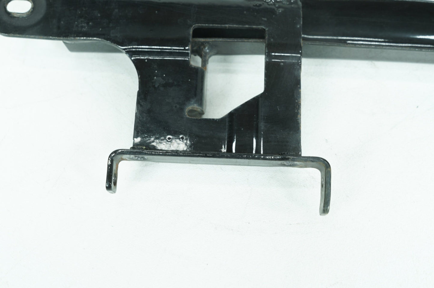 1999 - 2006 Harley-Davidson Softail Heritage Classic Seat Bracket Mount Support Mounting 48868-00