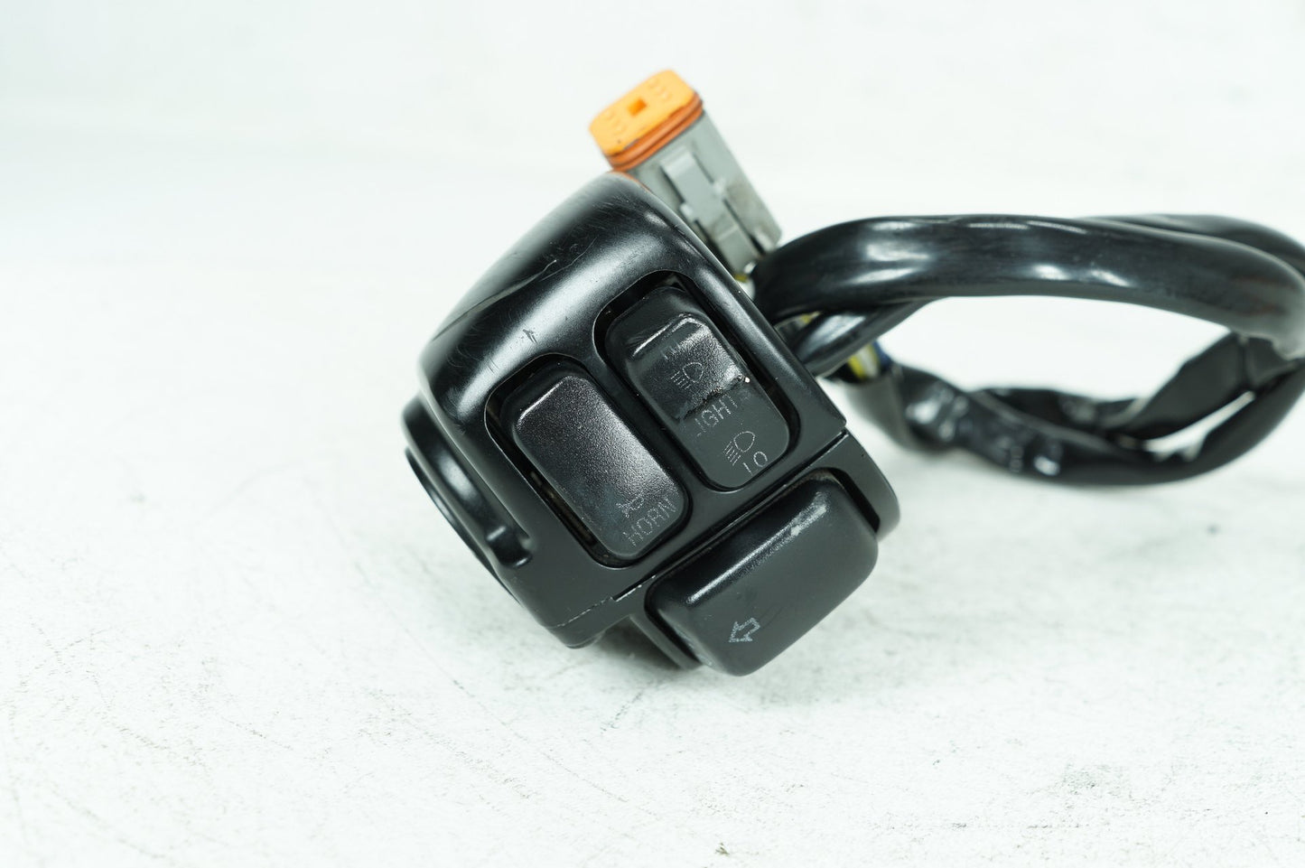 1999 - 2006 Harley-Davidson Dyna Super Glide Left Turn Signal Headlight Switches Controls 71598-00