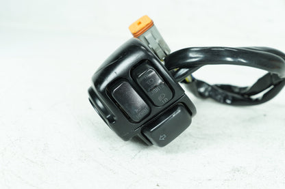 1999 - 2006 Harley-Davidson Dyna Super Glide Left Turn Signal Headlight Switches Controls 71598-00