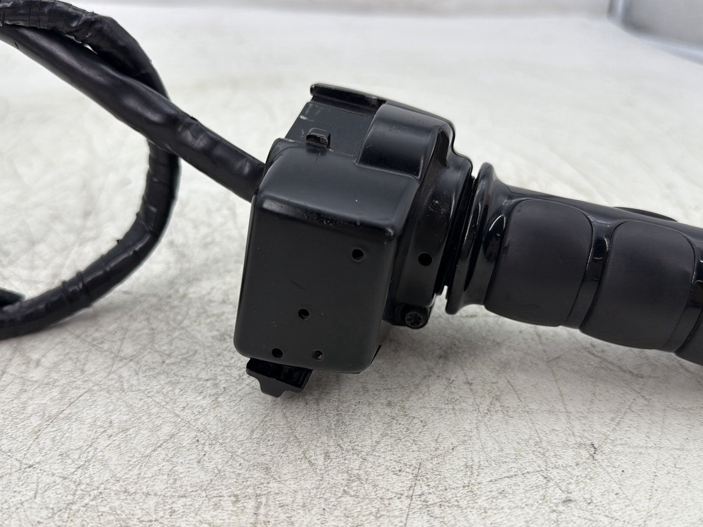2006 Harley Road King Touring FLHRCI Classic OEM Left Turn Signal Headlight Switches Controls