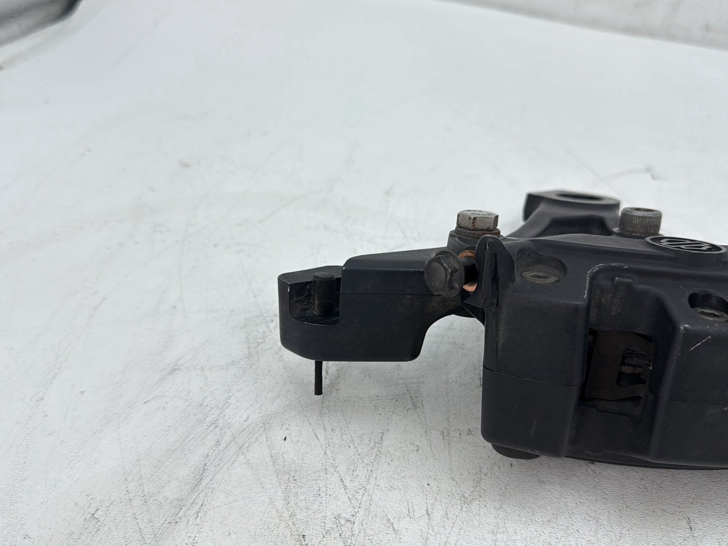 2018 Harley Electra Glide Touring Ultra FLHTCU OEM Rear Back Brake Caliper w/ Bracket