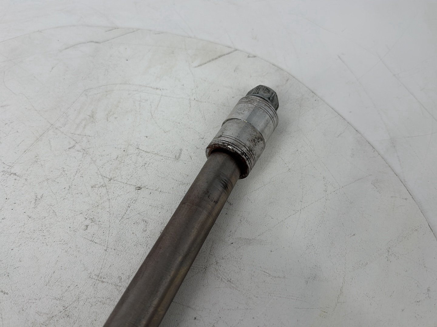 2008 - 2016 Harley-Davidson Touring Street Glide Front Wheel Axle Bolt Shaft 41547-07A