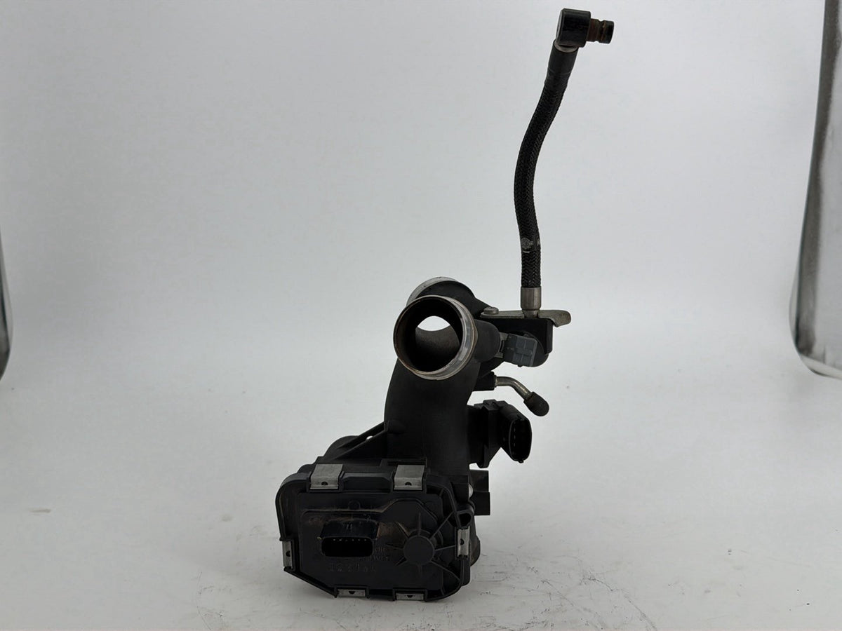 2013 Harley Touring FLHTK Glide Ultra OEM Engine Intake Manifold Throttle Body