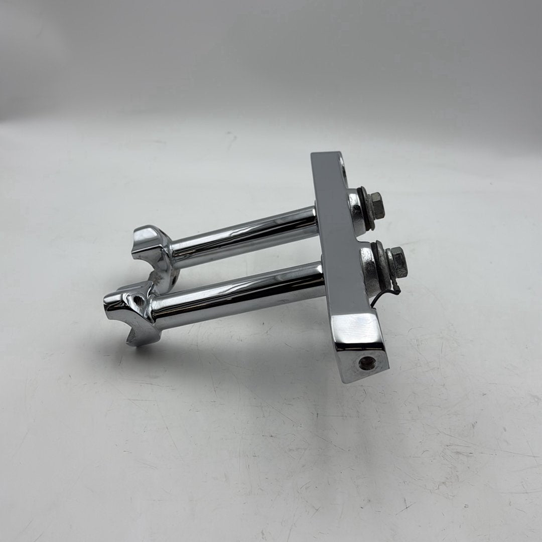 1999 - 2006 Harley-Davidson Softail Night Train Front Fork Upper Triple Tree Clamps  	45672-80B