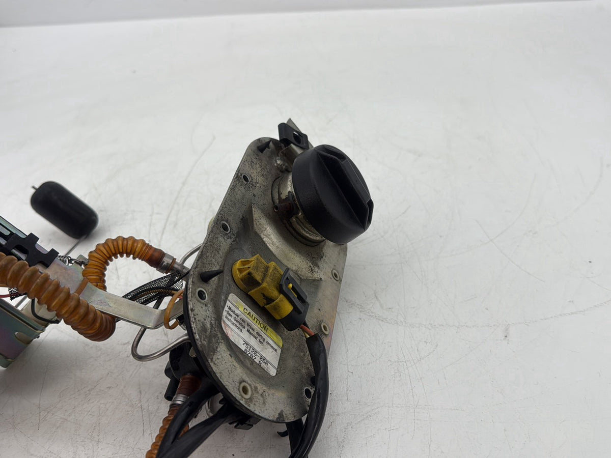 07 Harley Touring Electra Glide Ultra OEM Gas Gasoline Fuel Petrol Pump Sending