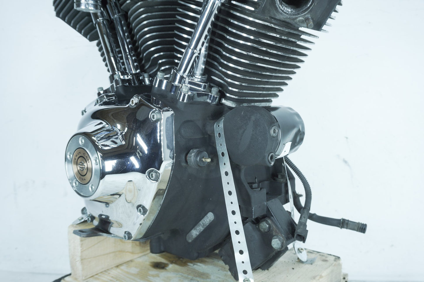 2007 - 2017 Harley-Davidson Dyna 105th Wide Glide EFI Twin Cam 96 Engine Motor 19255-08