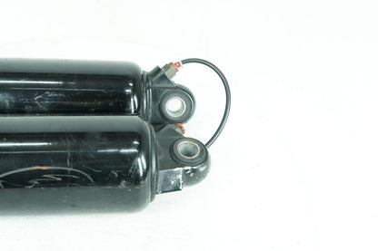 2007 - 2012 Harley-Davidson Touring Street Glide Rear Left Right Shock Absorbers   54662-02A