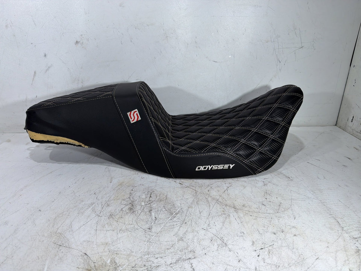 2009 Harley Street Glide Touring FLHX Passenger Rider Driver Seat Saddle