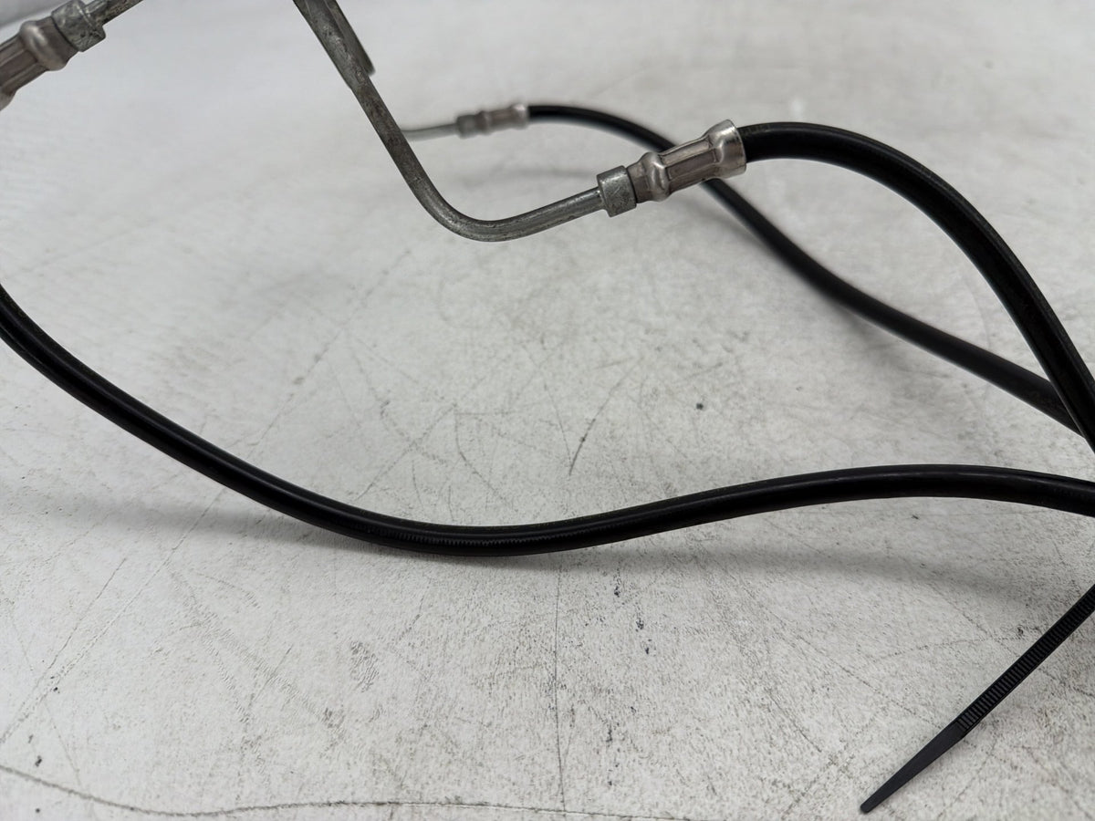 2013 Harley Street Glide Touring FLHX OEM Front Brake Hose Line Pipe NON-abs