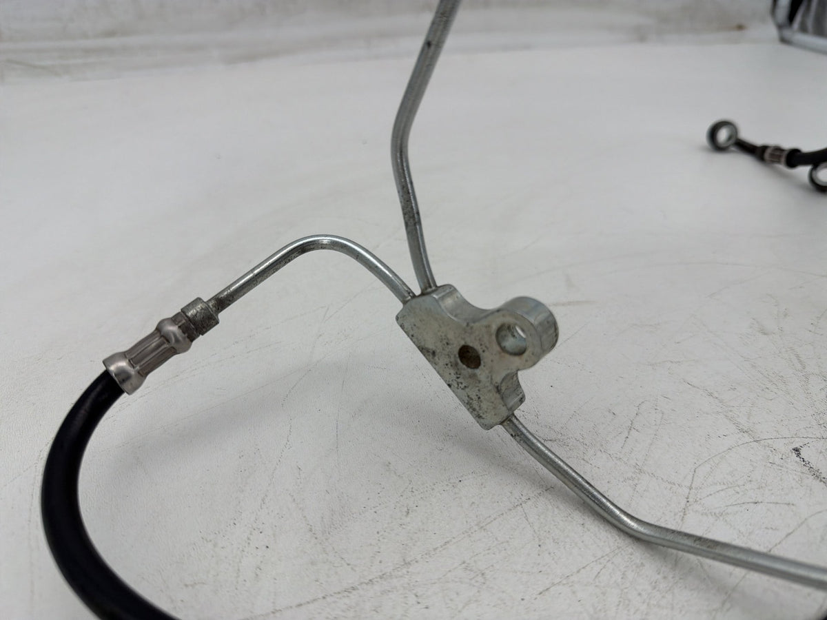 2012 Harley Street Glide Touring FLHX OEM Front Brake Hose Line Pipe NON-abs