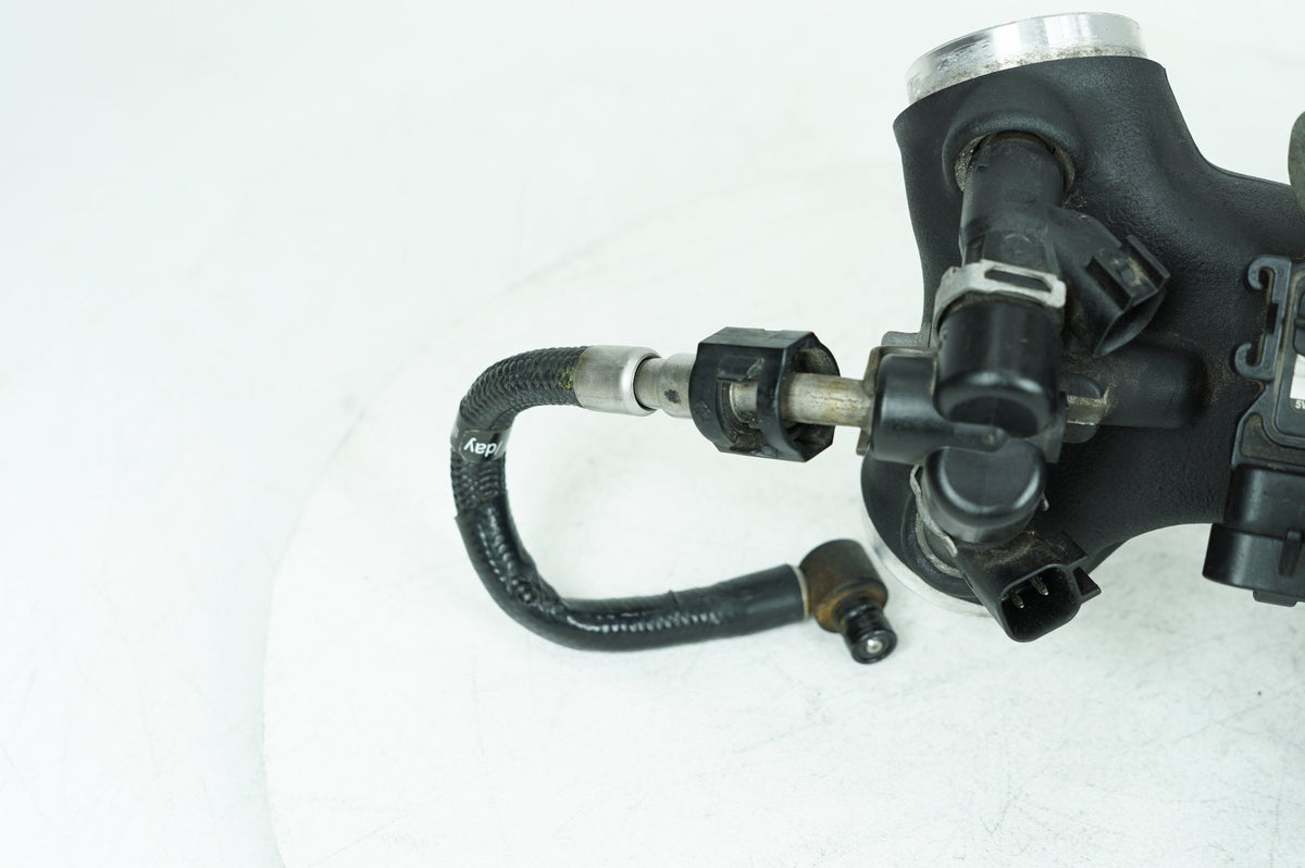2012 Harley Dyna FXDWG Wide Glide OEM Engine Intake Manifold Throttle Body