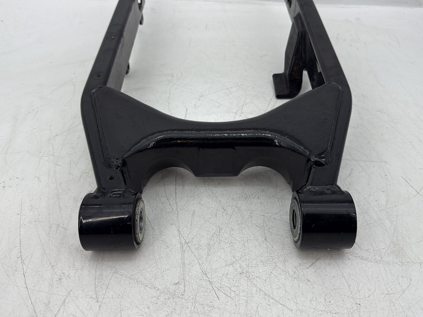 2005 Harley Dyna FXDWG Wide Glide OEM Rear Fork Swingarm Swing Arm