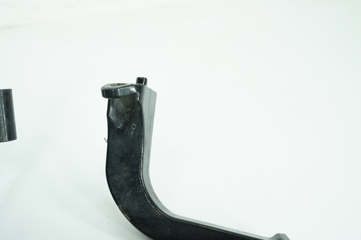 2007 - 2011 Harley-Davidson Touring Street Glide Left Right Driver Floorboard Foot Rest 50683-04
