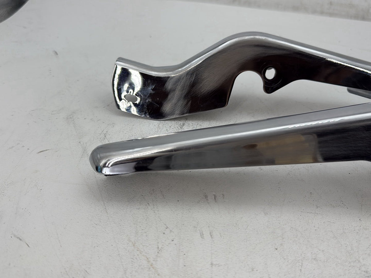 2007 Harley Street Glide Touring FLHX OEM Rear Left Right Fender Struts Bracket