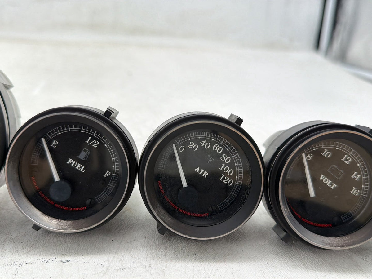 07 Harley Electra Glide Touring OEM Air Oil Volt Fuel Tacho Speedo Gauges 29K