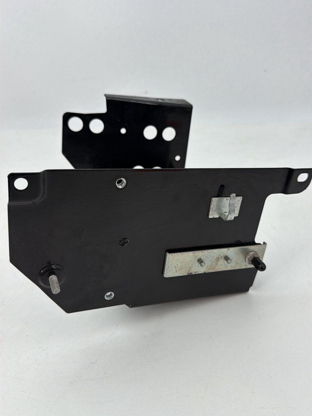 1999 - 2006 Harley-Davidson Touring Road King Battery Tray Bracket Holder Carrier  	66281-01