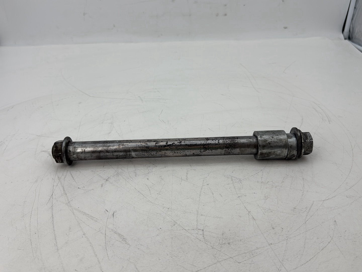 2004 - 2013 Harley-Davidson Sportster 1200 Custom Rear Wheel Axle Bolt Shaft 41176-05