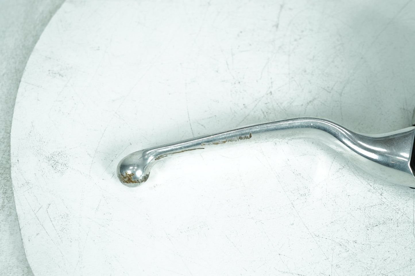 2008 - 2016 Harley-Davidson Touring Electra Glide Ultra Front Right Brake Lever Master Cylinder  	44551-08D