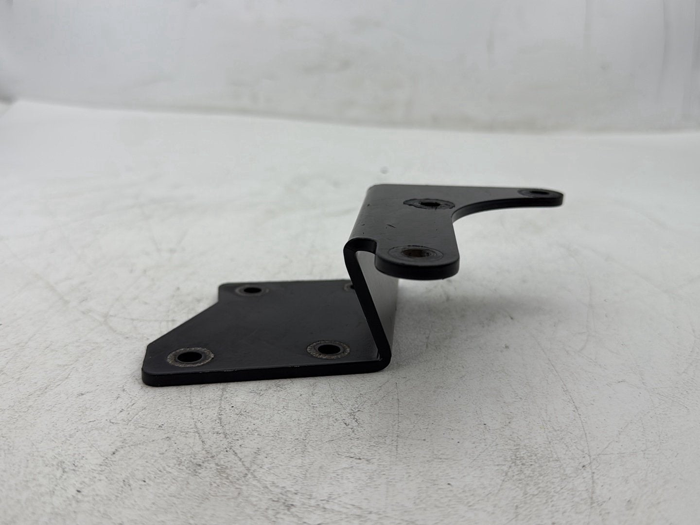 2006 Harley Dyna FXDWGI Wide Glide OEM Exhaust System Support Bracket Holder