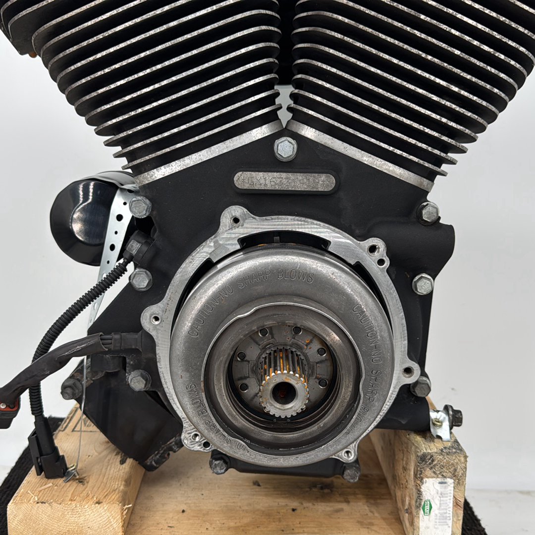 2006 - 2017 Harley-Davidson Dyna Street Bob EFI Twin Cam 88 Engine Motor 19587-06