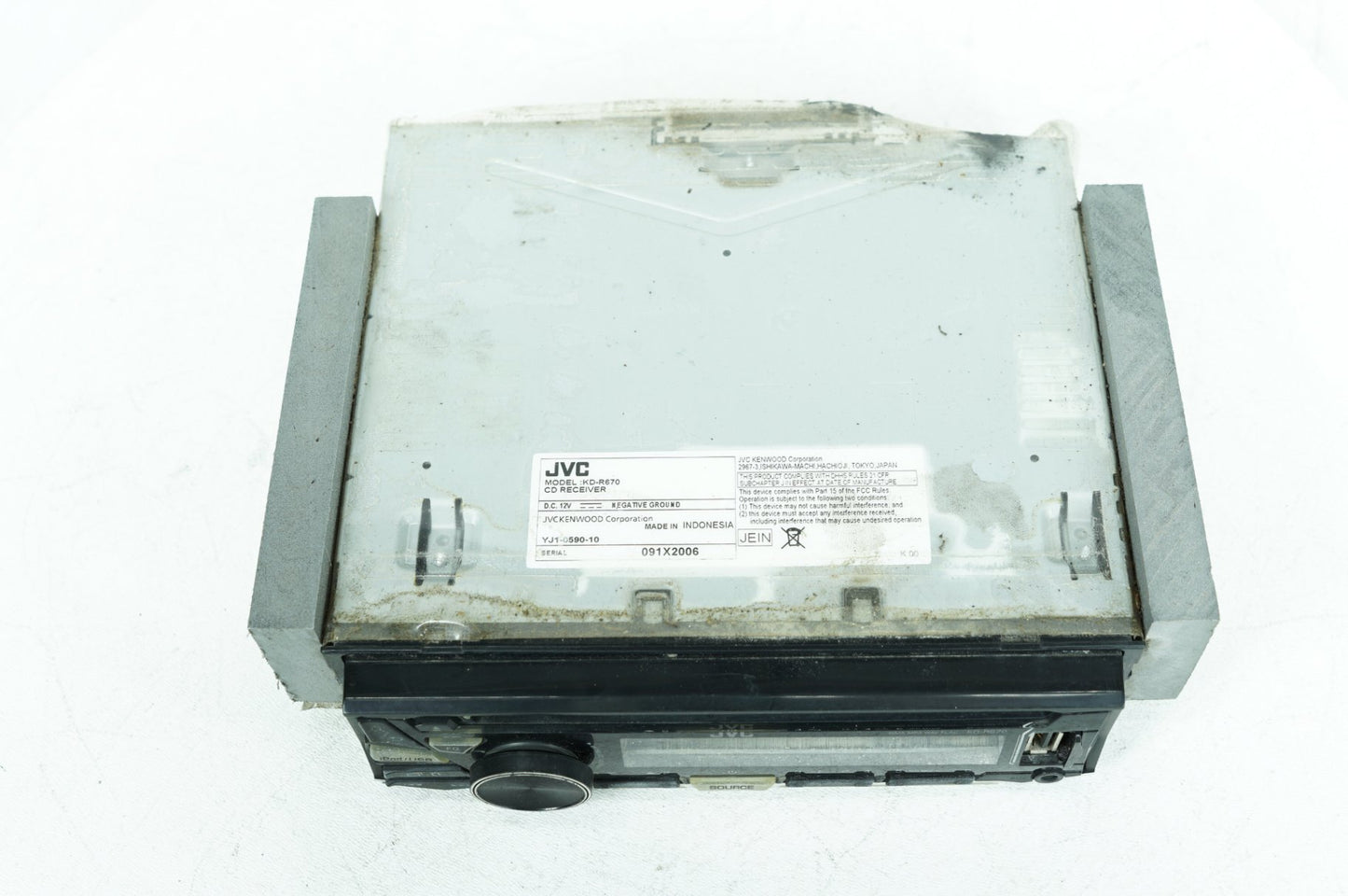 1999 - 2006 Harley-Davidson Touring Electra Glide CD Changer Radio Player KD-R670