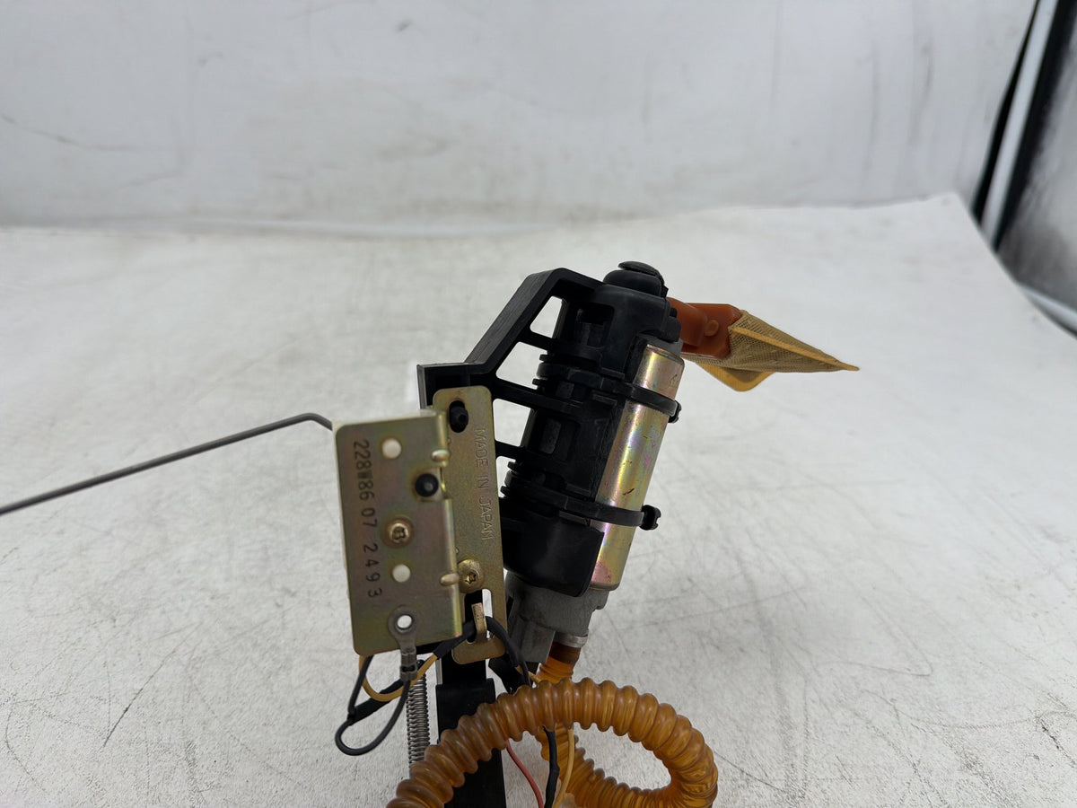 2004 Harley Heritage Softail Classic OEM Fuel Pump Gas Gasoline Petrol Sending