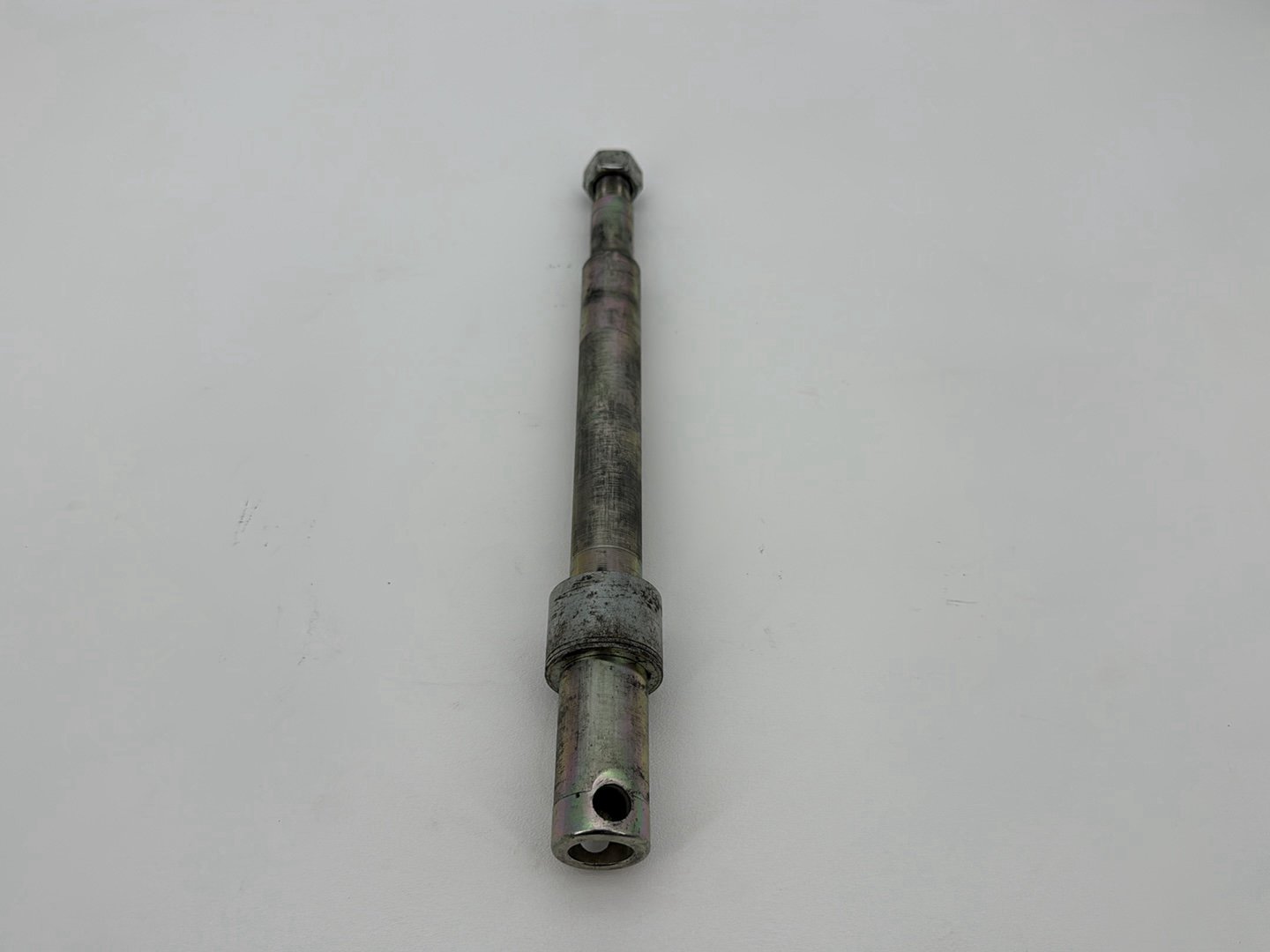 2007 Harley Softail Heritage Classic FLSTC OEM Front Wheel Axle Bolt Shaft