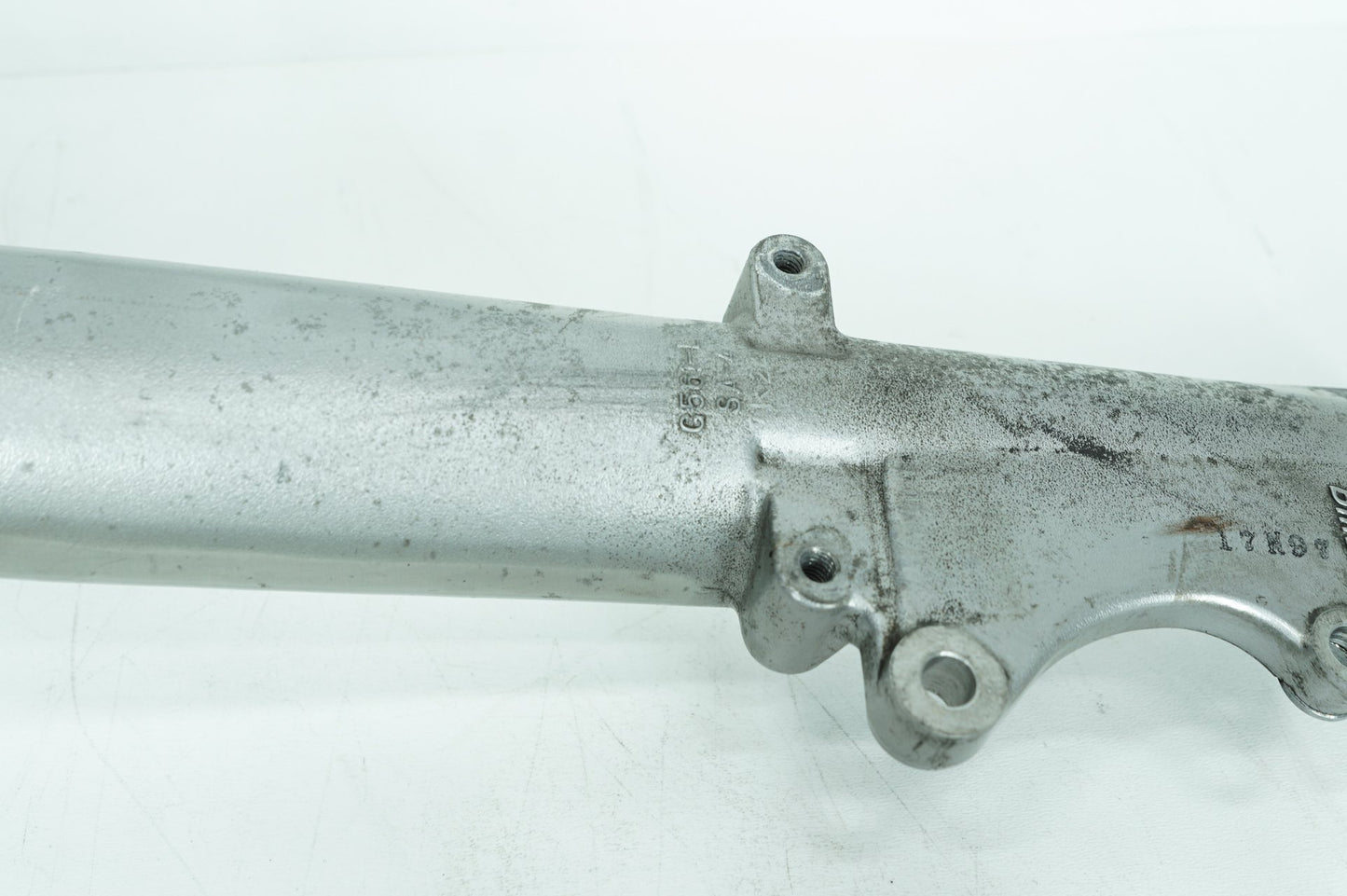 1984 - 1998 Harley-Davidson Touring Road King Classic Front Triple Tree Set & LH RH Fork Legs Sliders 45863-84